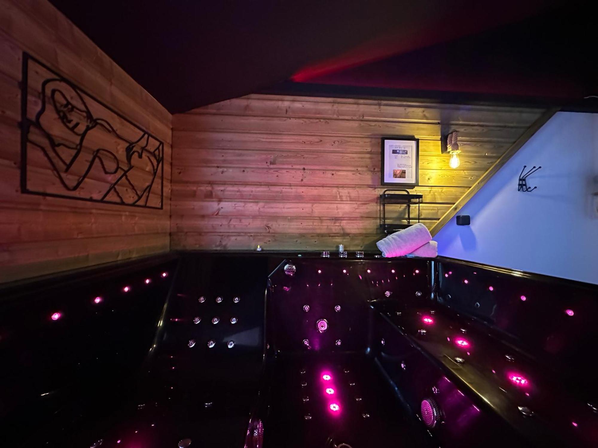Love Room La Creche Romantique Bogny-sur-Meuse Zewnętrze zdjęcie